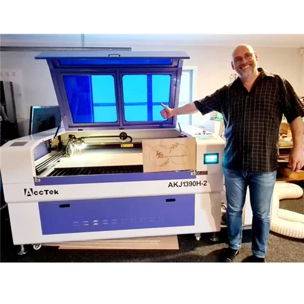 Máquina de gravura do corte do laser, placa do PVC da madeira do couro da tela plástica do CO2, 80W, 100W, 130W, 150W