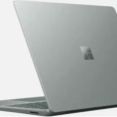 O portátil da superfície vai 2 o toque i5, 8GB, 256GB, brandnew