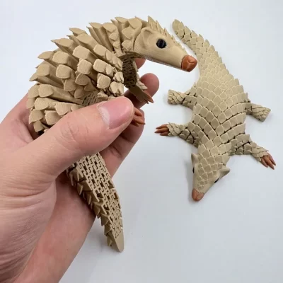 Pangolin de brinquedo impresso em 3D com 2 juntas móveis - modelo de estátua decorativa para ornamento de mesa e exibição colecionável