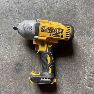 DEWALT DCF899 20V sem escova 1/2 pol. Chave de impacto de alto torque (somente ferramenta),SECOND HAND