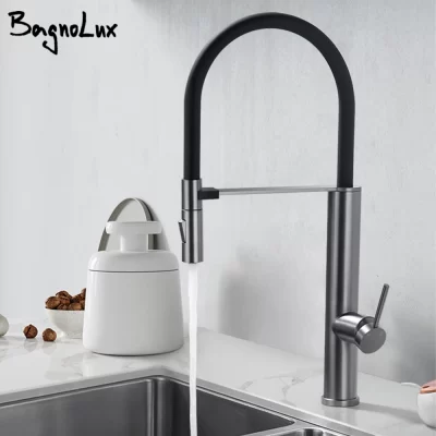 Torneira para pia de cozinha de metal com pulverizador removível, torneira giratória 360 para baixo, água quente e fria, torneira misturadora para pia