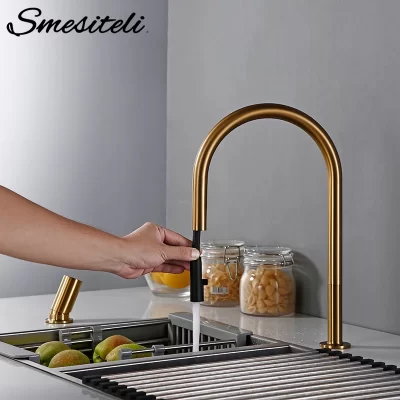 Smesiteli-torneira invisível modelo novo, pulverizador com acabamento retrátil, cabeça de latão sólido com único punho e quente, misturador de pia de cozinha