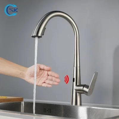 Preto/níquel escovado sensor inteligente torneira da cozinha 304 aço inoxidável pull out mixer torneira da pia da cozinha de indução infravermelha