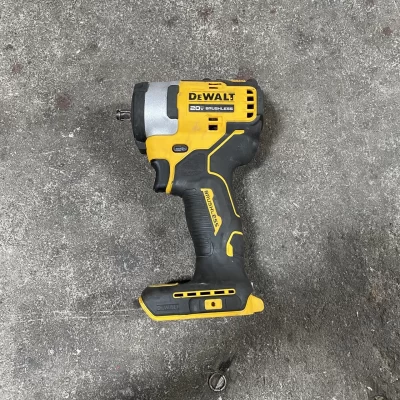 Chave de impacto DeWalt DCF913B 20V MAX 3/8 polegadas com bigorna de anel de porco (somente ferramenta) usada