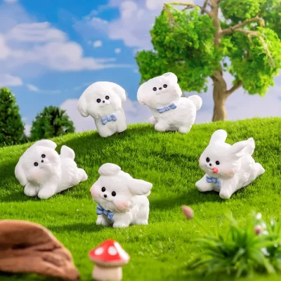 Estatuetas em miniatura de cachorro fofo, micro ornamentos de paisagem para decoração de casa, filhote de cachorro kawaii, decoração de mesa de carro, acessórios de quarto