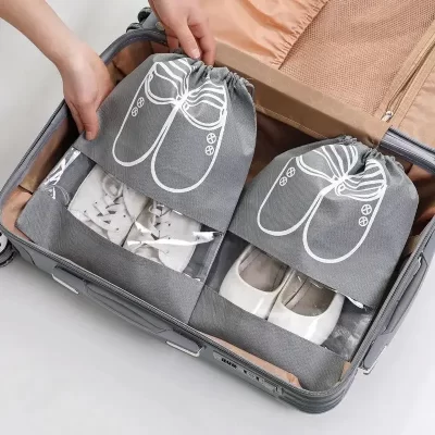 Sapatos Não-tecidos Reutilizáveis Organizador De Armazenamento Sacos, Saco Portátil Do Armário De Viagem, Bolso Impermeável, Vestuário Transparente Saco De Suspensão