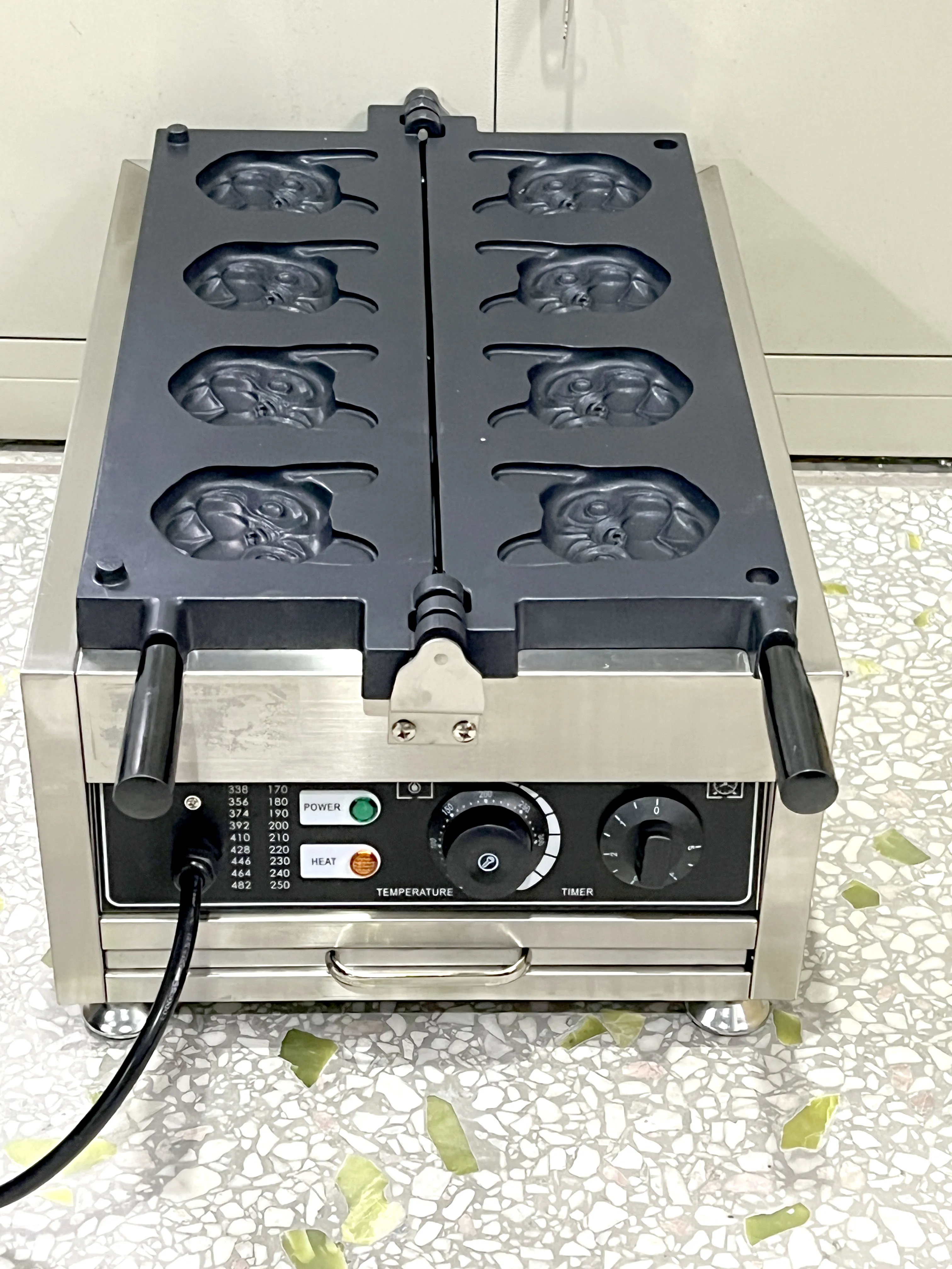 Máquina comercial de waffle de desenho animado com formas de animais | 3000W de tensão dupla · Placas antiaderentes Cat/Bunny - Image 2
