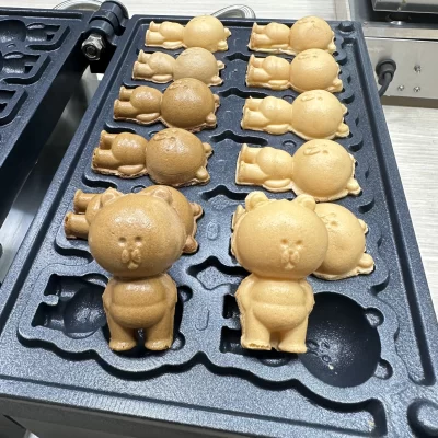 Máquina de waffle com molde personalizado para pequenas empresas, mini padeiro de bolo animal para uso comercial, fabricantes de waffle em forma de ursinho com ce