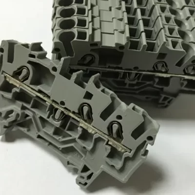 WA/G0 2002-1301 terminal