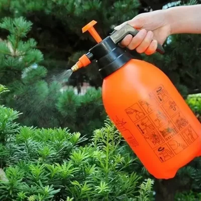 2.0/3.0L Pote de spray de pressão para lavagem de carro Pulverizador de bomba de limpeza automática Garrafa de spray pressurizada Ferramentas de jardinagem