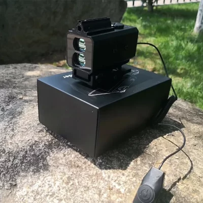 Le032 1200m range finder ip65 à prova dip65 água ao ar livre em tempo real tático mini laser rangefinder caça escopo montável para mira