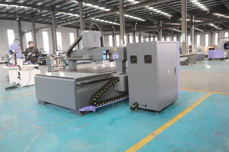 Router CNC de madeira 1212 4*4ft 4 eixos máquina roteador cnc akm1212 para corte e gravura de madeira e metal - Image 4