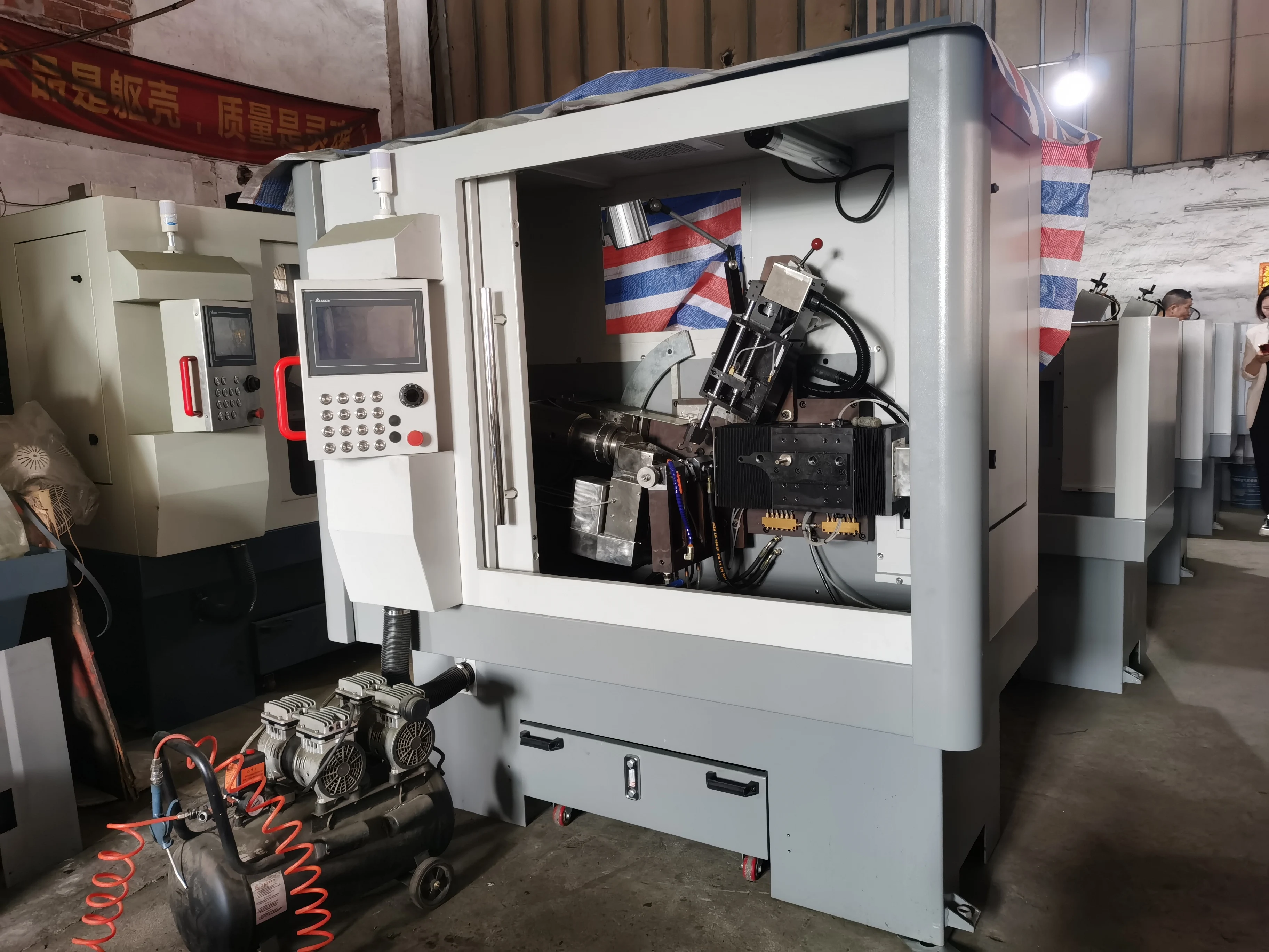 KS600CNC Máquina automática de afiar e chanfrar lâmina de serra CNC TCT de 4 eixos - Image 5