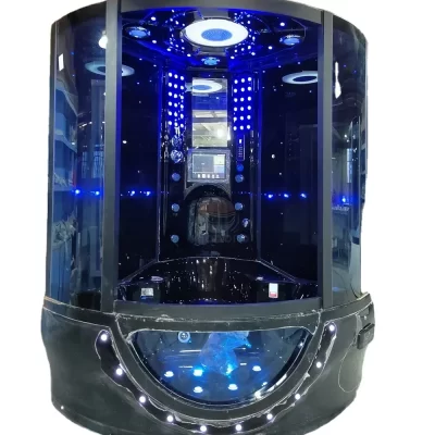 Cabine interior do vapor com banheira, chuveiro, fechado