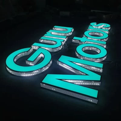 Sinalização 3D personalizada LED Sinalização de publicidade externa Faróis da empresa Luzes laterais Backlight Design de sinalização do alfabeto