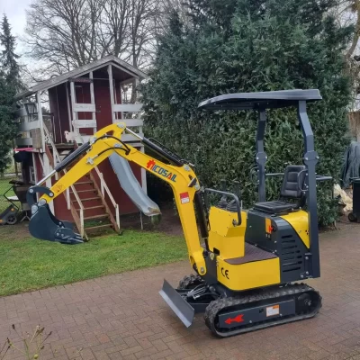 Fast Delivery Multi-function Mini Excavator 1 Ton Kubota Engine Digger Small Crawler Farm Excavators 2 Ton 3 Ton Home Customized