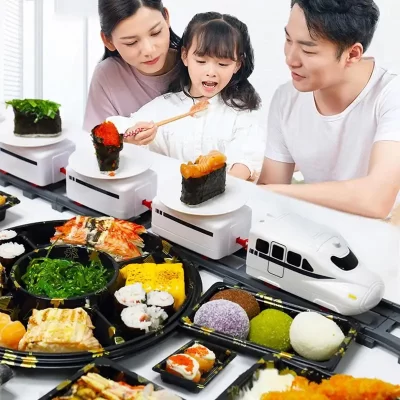 Trilha elétrica do trem do sushi para crianças, brinquedo giratório do sushi, carro giratório do simula, novo
