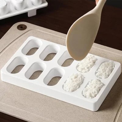 Sushi arroz fazendo molde de plástico 10 grade arroz bola molde fabricante sushi com ferramenta antiaderente cozinha sushi colher arroz fabricante imprensa t v9m4