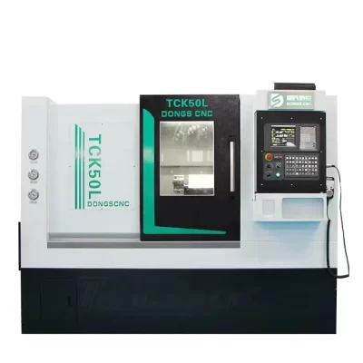 Torno CNC de torre inclinada central giratória Tck50l