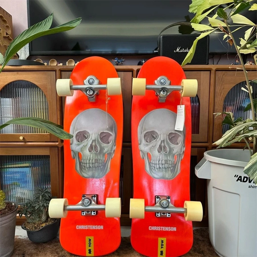YOW land surf skate modelo CHRISTENSON design de caveira laranja 34 polegadas tem lados duplos curvos pro boa qualidade