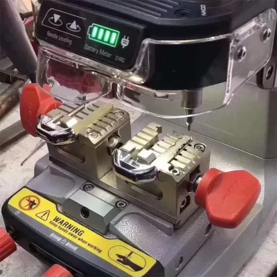 XP-007 key machine flat milling, end milling, external milling and internal milling, manual key machine, multifunction machine