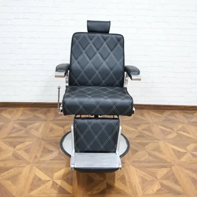 Cadeira de barbeiro para barbearia com pedal, 360 ° Elevador giratório e hidráulico, cadeiras pretas, móveis para salão de beleza no atacado