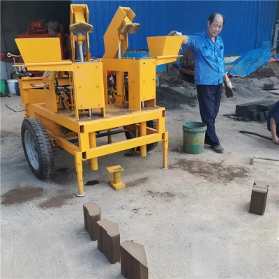 Mais vendido no mercado africano QT2-20 médio hidráulico móvel motor diesel argila sólida bloqueio tijolo que faz a máquina