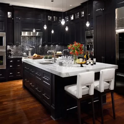 Armários de ilha de cozinha em forma de L personalizados - acabamento luxuoso de alto brilho + tampo de pedra de quartzo