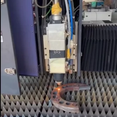 Fácil instalação 6000w 2060 máquina de corte a laser de chapa metálica max raytools fonte laser cabeça cs ms al ss corte de placa de ferro