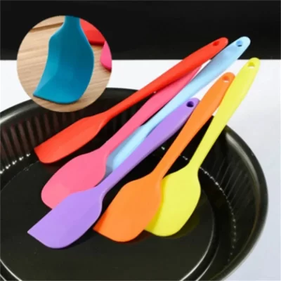 1pc pequeno resistente ao calor integrado lidar com silicone spooncolor raspador de silicone bolo creme espátula faca cozinha ferramenta de cozimento