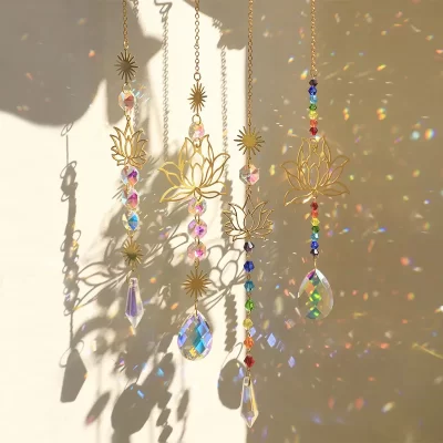 Sun catcher cristal lótus pendurado cristal colorido vidro sun catcher decoração ao ar livre fabricante arco-íris prisma chakra jardim decorat