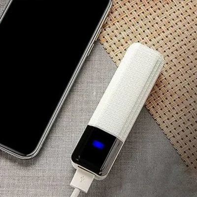 Power Bank 2600mAh Mini Bateria Externa de Bolso Leve Recarregável para Emergências, Viagens Curtas e Celular