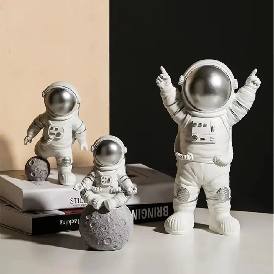 3 PCs / Set Decoração astronauta modelo bonito pequeno carro astronauta casa sala de estar decoração desktop decoração presente de aniversário - Image 2