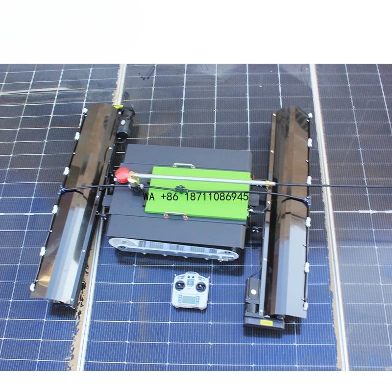 Robô de Limpeza de Painéis Fotovoltaicos Totalmente Automático Certificado CE com Controle Remoto de 200m e Bateria de 8-9h para Uso Úmido e Seco