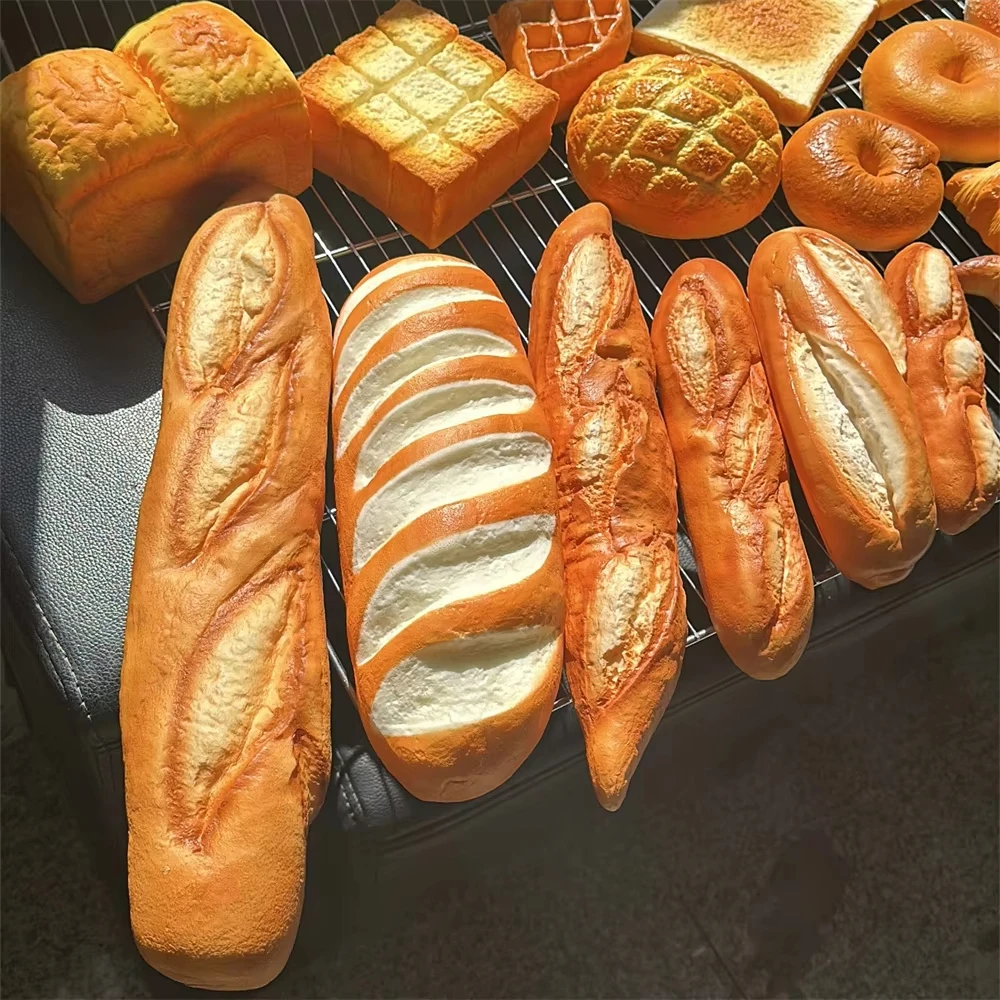 Conjunto de Decoração de Pães Falsos de Vários Tamanhos: Modelos Simulados de Baguete, Croissant e Waffle para Padarias, Cafés e Decoração de Vitrines e Balcões - Image 5